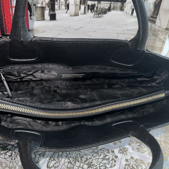 Authentic Furla Amina Medium Tote East/West Leather Satchel crossbody Handbag - Picture 9 of 16